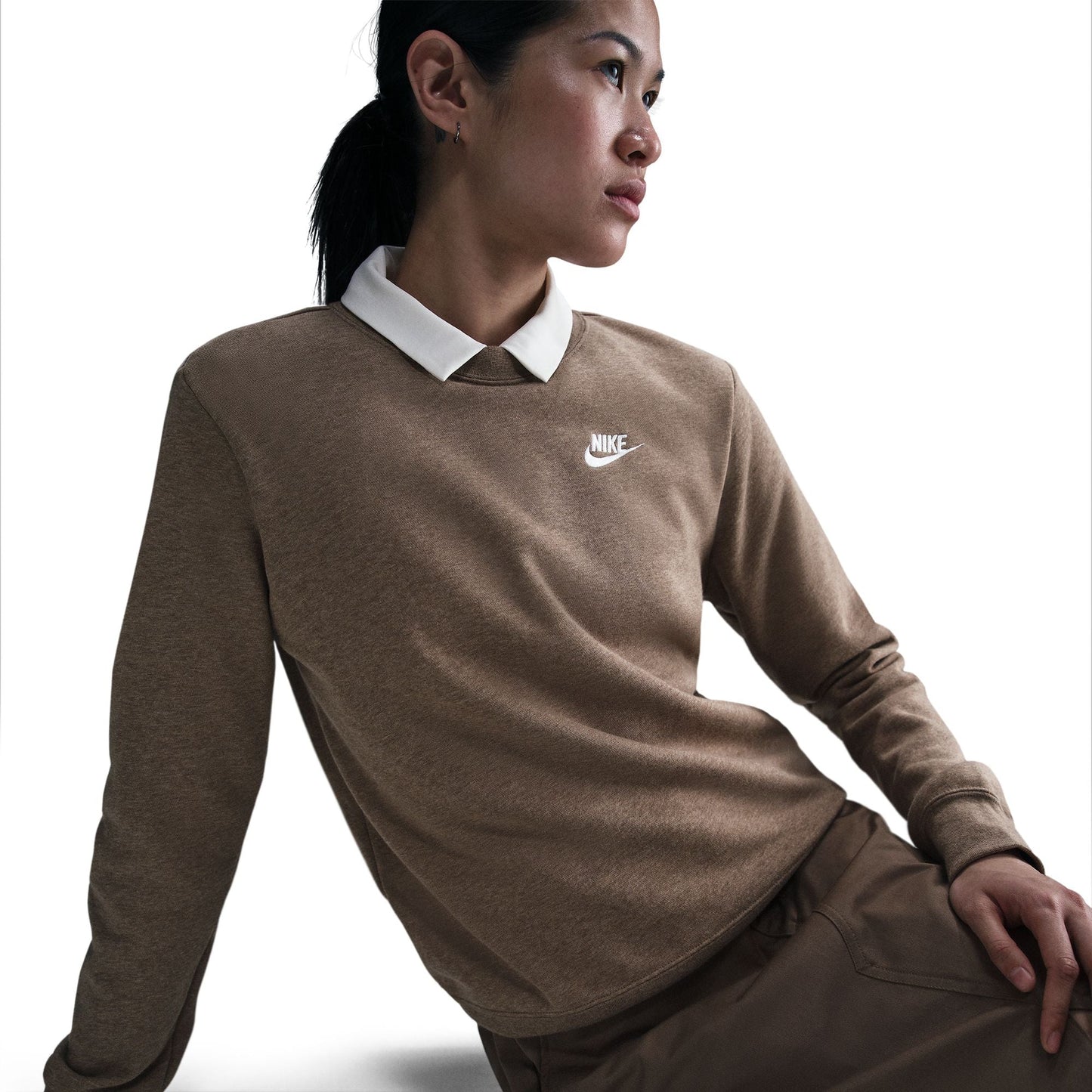 Nike Women's Sportswear Club Fleece Crewneck - Mink Brown