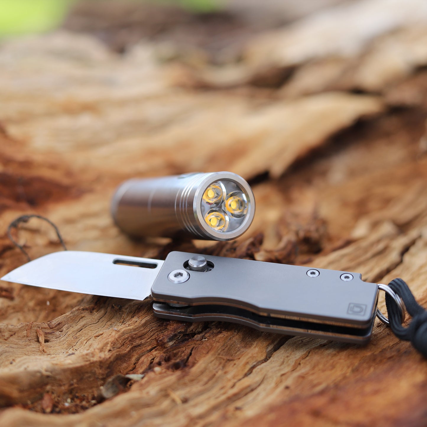 HIKARI Titanium Pocket Flashlight